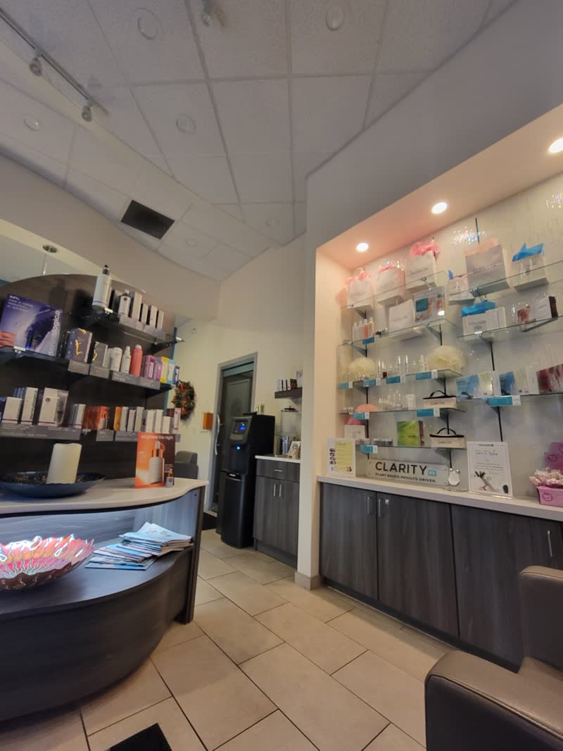 Hand & Stone Massage and Facial Spa in Brighton