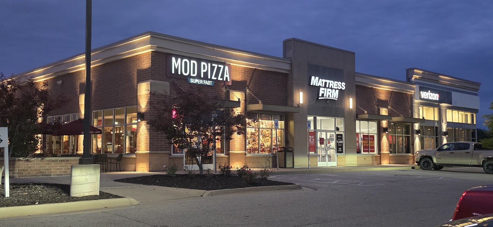 MOD Pizza — photo